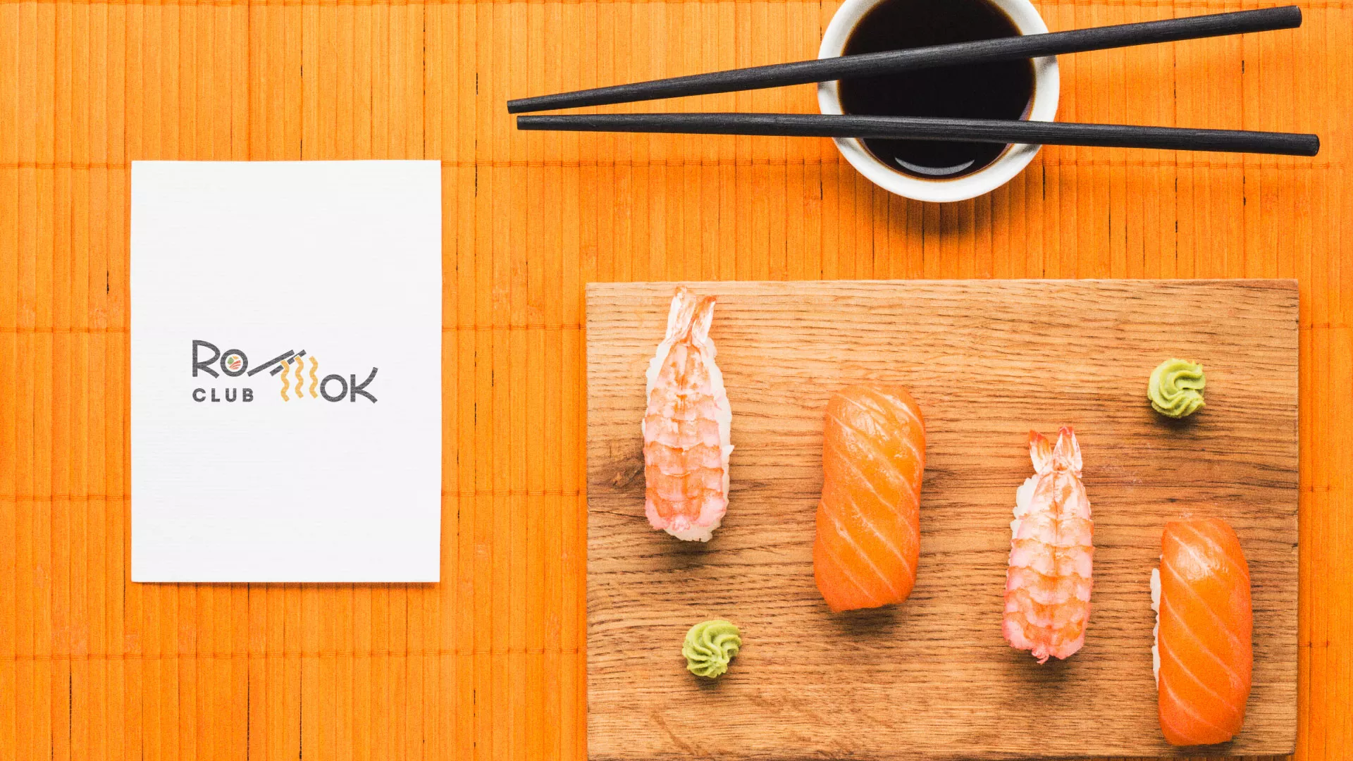 Создание логотипа суши-бара «Roll Wok Club» в Пустошке